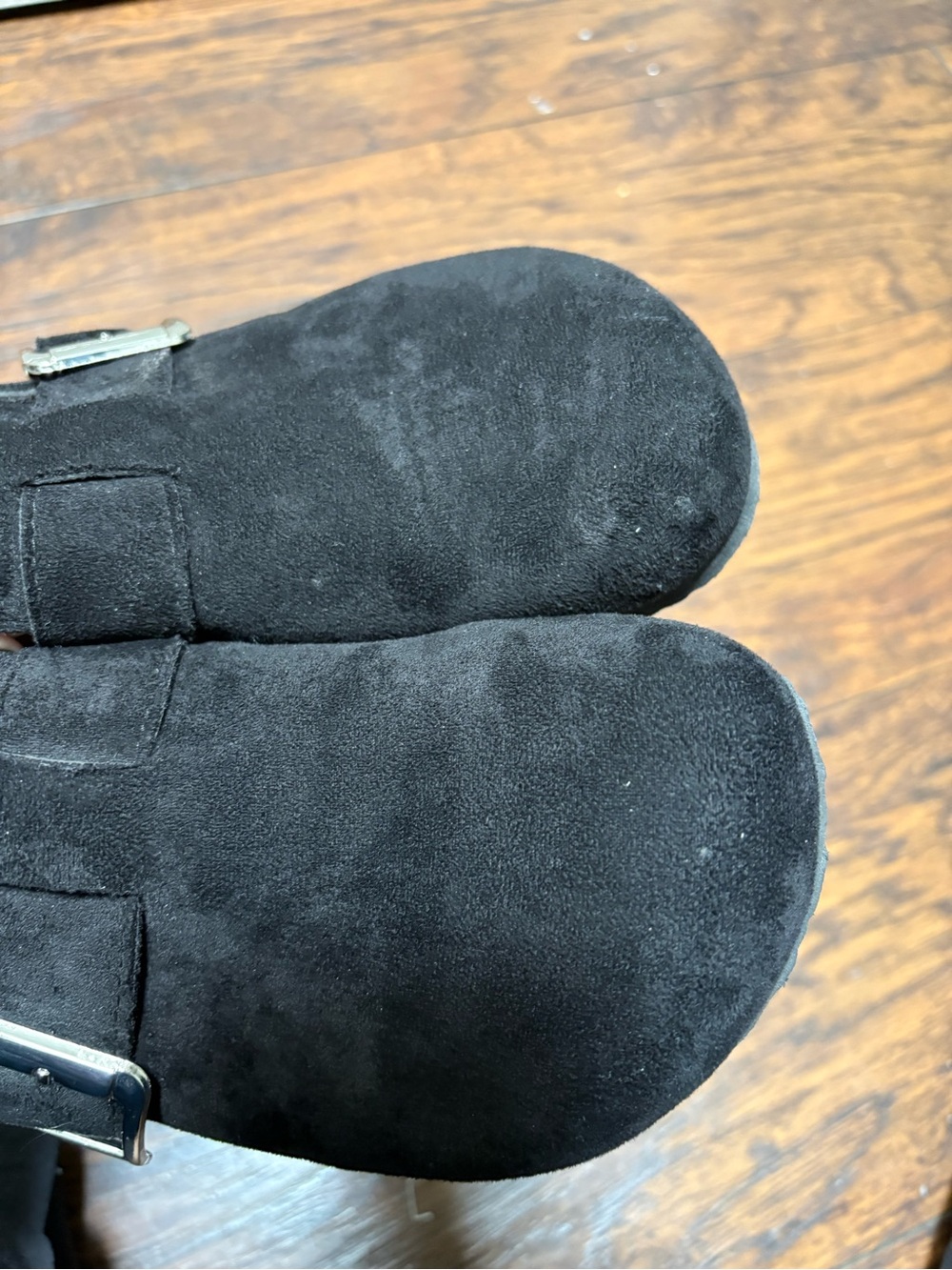 Madden Girl Black Suede Clogs Women’s Size 8 Buckle Comfort Slip On Shoes - Picture 6 of 8